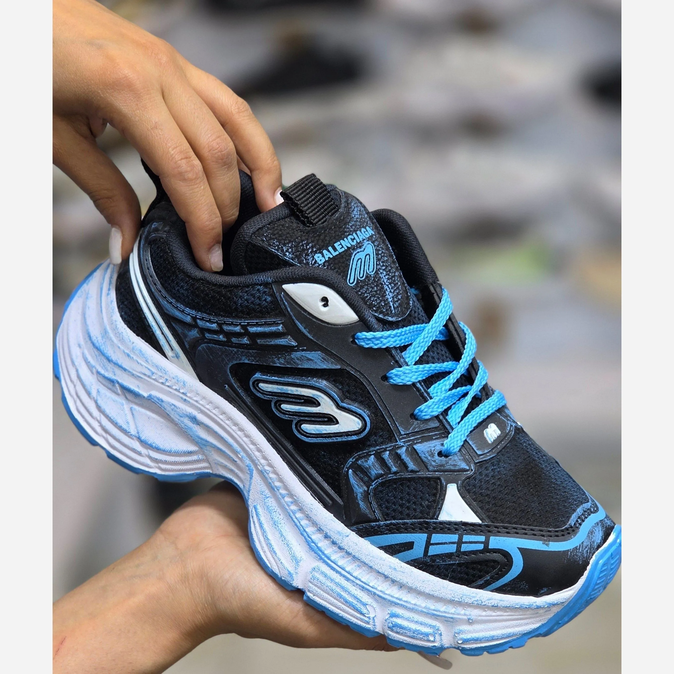 کفش اسپرت لژدار بالنسیاگا مشکی آبی چریکی دخترانه و پسرانه سایز 37 تا 40