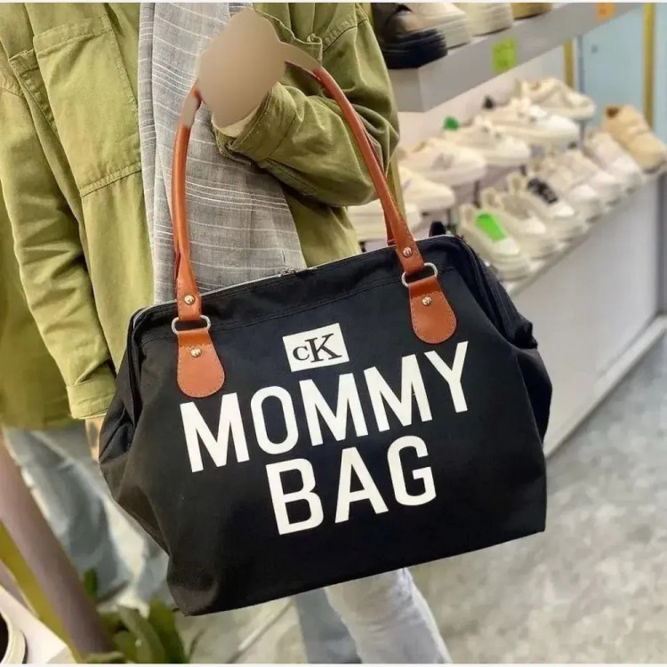 کیف MOMMY BAG برزنتی کجراه رنگ مشکی مناسب باشگاه و مهمانی