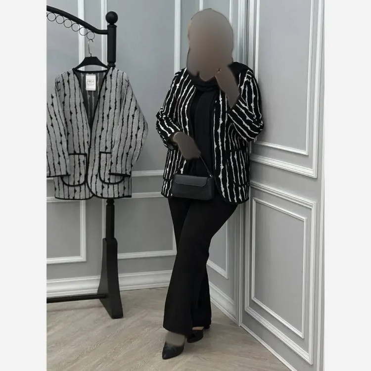 کت الیزا تافته سوزن دوزی رنگ مشکی فری سایز
