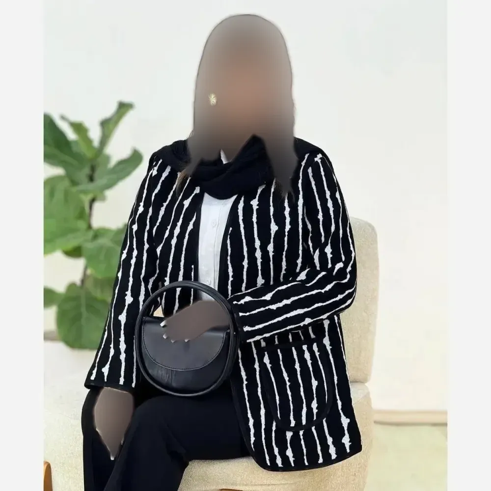 کت الیزا تافته سوزن دوزی رنگ مشکی فری سایز