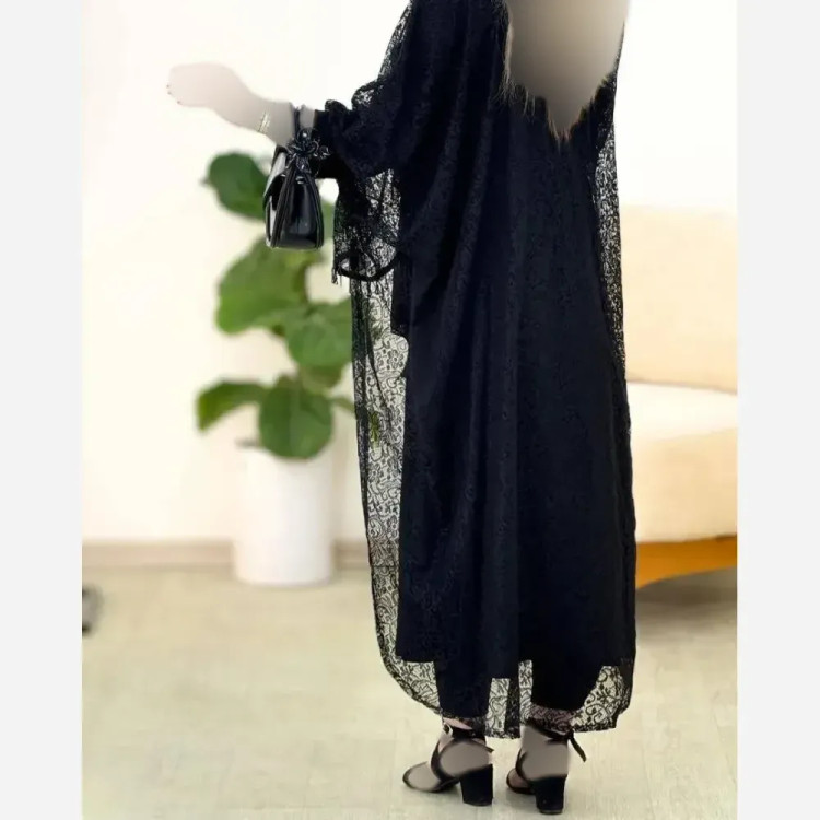 ست دانتل سرمه جنس زیره کرپ بوگاتی رویه گیپور رنگ مشکی فری سایز 38 تا 46