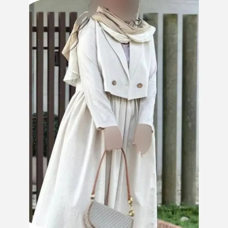مانتو هودی مخمل کلاهدار بلند جلو زیپ کمرگت فری سایز 38 تا 48 قد 95 مخمل کبریتی