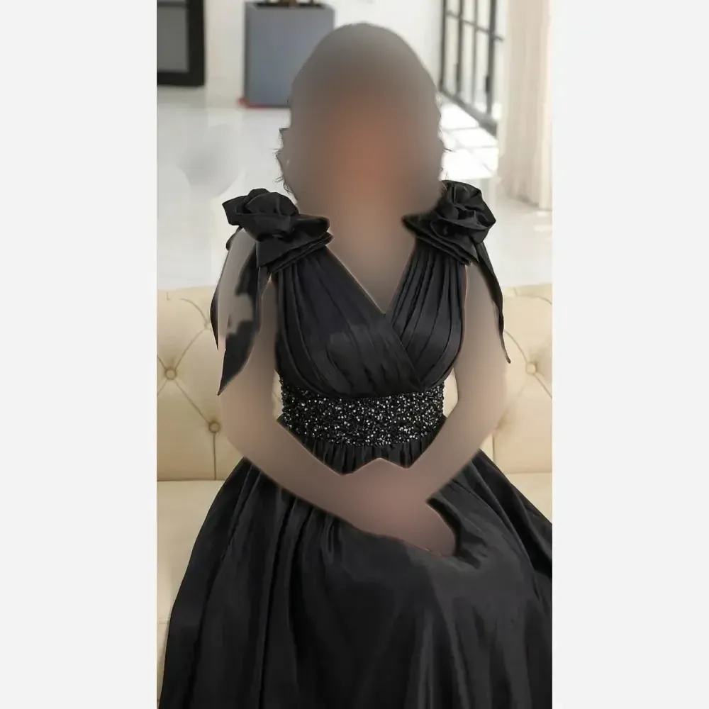 ماکسی زنانه مدل لاله ساتن تافته گرم بالا کاپدار مشکی سایز 1 تا 6