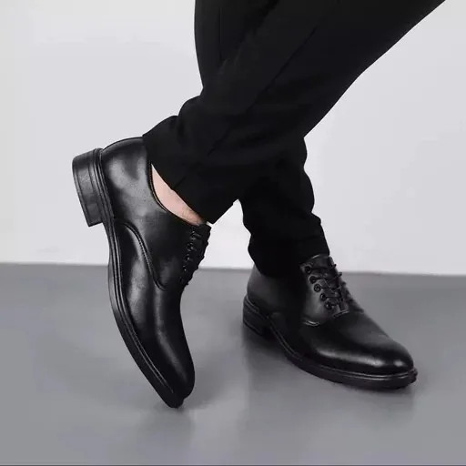 ست مردانه کفش بندی کلاسیک رویال و کمربند چرم صنعتی نیک مشکی